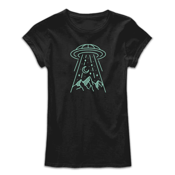 Дамска тениска с щампа WINTER UFO